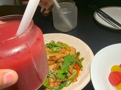 -麻六记(凤凰汇店)