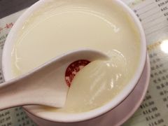 姜汁炖奶-义顺牛奶公司(庇利金街店)