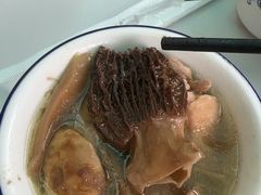 -蘑统田下·野生菌火锅