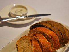 餐前面包-壳里西餐厅Coquille Seafood Bistro(蒙自路店)