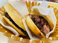 -闫家驴肉老店(华电一校店)