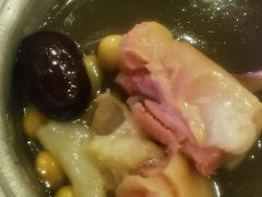 黄豆猪脚汤-陈光记烧腊(长寿路店)