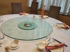 包厢-满江红四季餐厅 · 国家五钻级酒家(新纪元大酒店店)