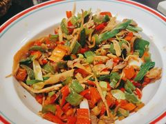 -川流不息·地道川菜·小龙虾(新松江路店)