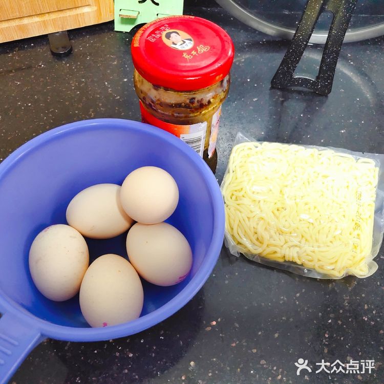 简易晚餐——非常开胃的老干妈鸡蛋炒拉面
