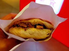 招牌肉夹馍-鼎高高陕西美食(北京华联天通苑购物中心)