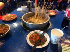 -马路边边 传媒大学店