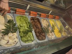 -一绪に和牛寿喜烧(罗湖益田假日店)