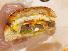 -牛约堡·手作牛肉汉堡(长宁店)