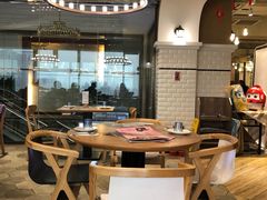 大堂-必胜客(金元宝店)