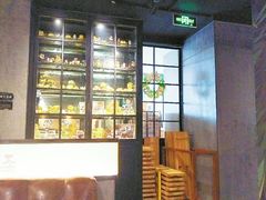 -肥肥虾庄·金牌油焖大虾(杨园滨江时代walk店)