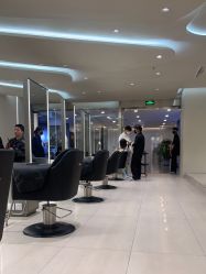 -VIM Hair Salon