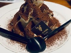 意大利手工提拉米苏-Deer Park鹿园西餐(仁恒置地广场店)