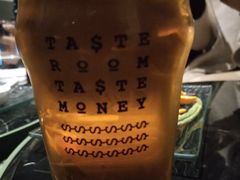 -TASTE ROOM Bar
