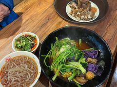 -万记麻辣烫国展总店