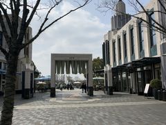 -比斯特上海购物村精品奥特莱斯
