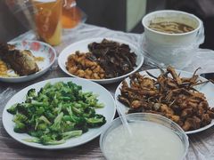 -蓝精灵饺子店