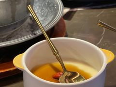 焦糖豆腐花-海派悦庭·海胆烧麦·新融合菜(凯德广场店)