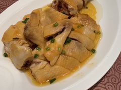 特色葱油鸡-东方明珠老上海8号餐厅(东方明珠广播电视塔店)