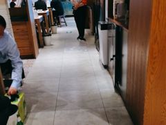 -白氏兄弟烧烤(中赢广场店)