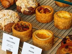 -VERIE BAKEHOUSE