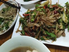 -鲁南仔·滕州炒鸡(经三路店)