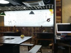 -陆记牛庄·碳锅龙虾烧烤(爱上花园店)