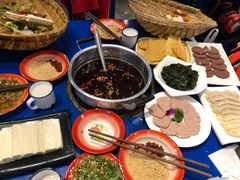 -马路边边串串香(双井直营店)