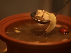 -有红鸡毛店·川菜(建设路店)