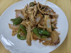 酱爆牛心顶-美食店(华贵路店)