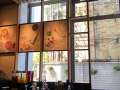 靠窗位-星巴克(汾阳路店)