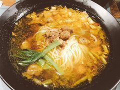 -八月美食小馆(银泰城总店)