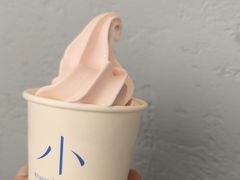 白桃冰激凌-小大董·烤鸭(观景餐厅·南京西路店)