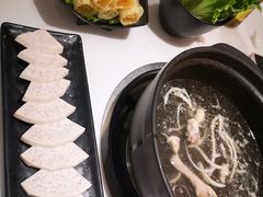 -东椰·海南椰子鸡火锅(朝阳门店)