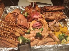 -广州万富希尔顿酒店·感趣自助餐厅·金秋蟹宴生蚝海鲜刺身烧烤
