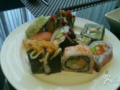 -舜耕山庄四时万和自助餐厅