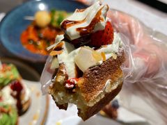 草莓忌廉华夫饼-BE BRIGHT KITCHEN(正佳广场店)