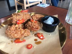 韩式甜辣炸鸡翅-魏斯理汉堡(西安沣东吾悦店)