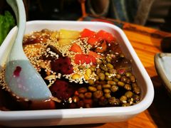 -野山舂·贵州现舂酸汤火锅(鸿通城店)