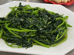 -银峰农庄·特色烧鸡·鲜无花果浸鸡