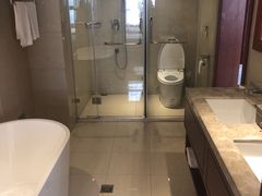 -兴芮温泉度假区