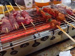 -哈尔滨小酒馆·鲜肉现穿自助烧烤(康新花园店)