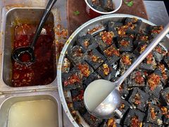 -黑色经典臭豆腐·湖南特产(步行街店)