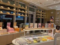 面包甜点陈列柜-好利来(万卉路店)