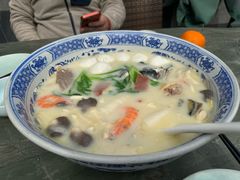 极品鱼头皇-山外山菜馆(玉泉路店)