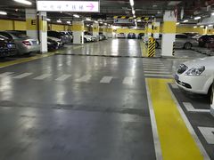-久光百货-地下停车场
