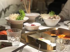 -九鼎轩脆毛肚火锅(南京东路店)