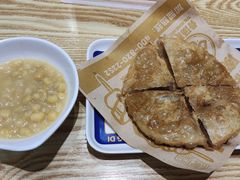 -魔都三兄弟酸辣粉·蘸卤炸串(虹桥万科店)