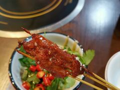 老弄堂里的串串-虾弄弄海派小龙虾·牛羊蝎子火锅