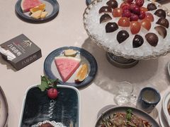 -八府香鸭·啫啫煲(华山路店)